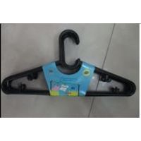 LOK-PLASTIC CLOTH HANGER AL16-09